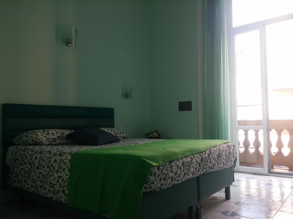 Viaggio A Napoli B&B Exterior foto