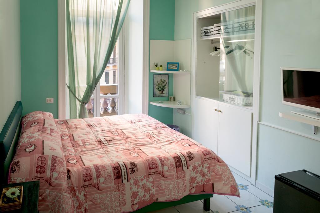 Viaggio A Napoli B&B Exterior foto
